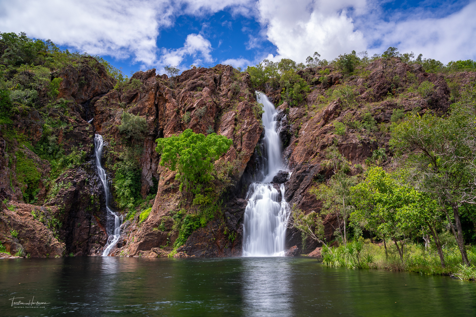 https://mdw-travel-data-us-east-1.s3.amazonaws.com/img/country/Australia/Wangi-Falls/img_02.jpg