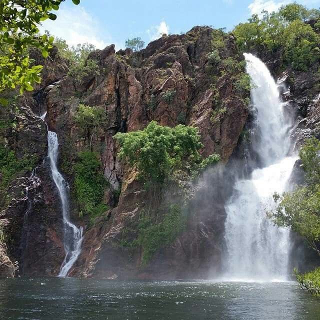 https://mdw-travel-data-us-east-1.s3.amazonaws.com/img/country/Australia/Wangi-Falls/img_03.jpg