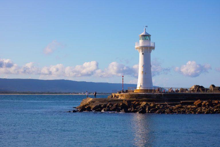 https://mdw-travel-data-us-east-1.s3.amazonaws.com/img/country/Australia/Wollongong-Central/img_02.jpg