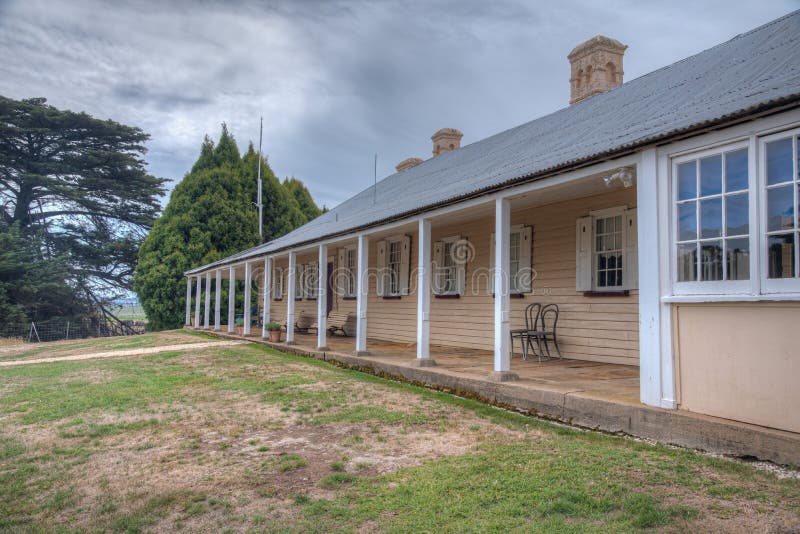 https://mdw-travel-data-us-east-1.s3.amazonaws.com/img/country/Australia/Woolmers-Estate/img_01.jpg