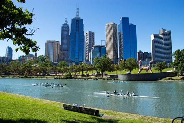 https://mdw-travel-data-us-east-1.s3.amazonaws.com/img/country/Australia/Yarra-River/img_02.jpg