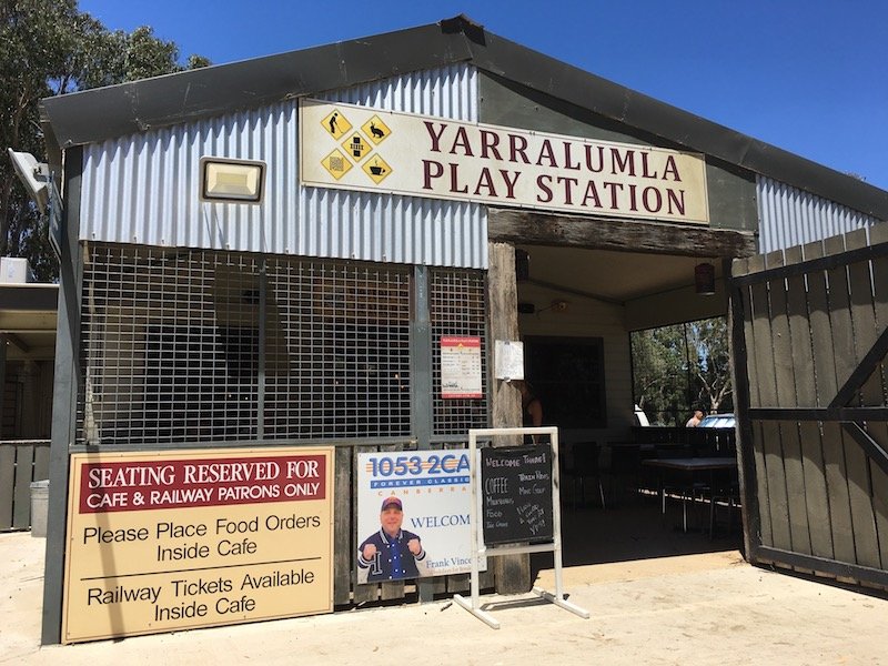 https://mdw-travel-data-us-east-1.s3.amazonaws.com/img/country/Australia/Yarralumla-Play-Station/img_05.jpg