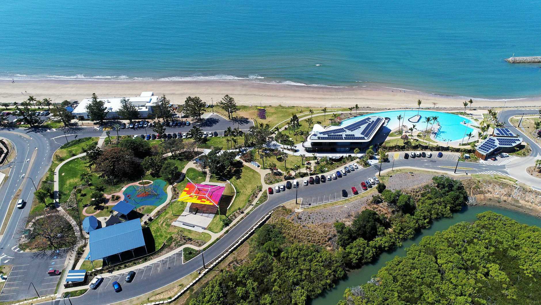 https://mdw-travel-data-us-east-1.s3.amazonaws.com/img/country/Australia/Yeppoon-Lagoon/img_03.jpg