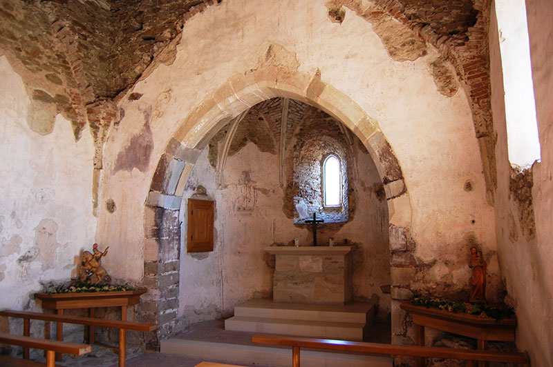 https://mdw-travel-data-us-east-1.s3.amazonaws.com/img/country/Austria/Aggstein-Castle/img_04.jpg