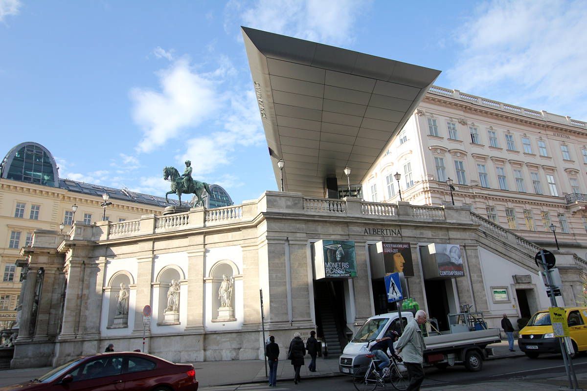 https://mdw-travel-data-us-east-1.s3.amazonaws.com/img/country/Austria/Albertina/img_02.jpg