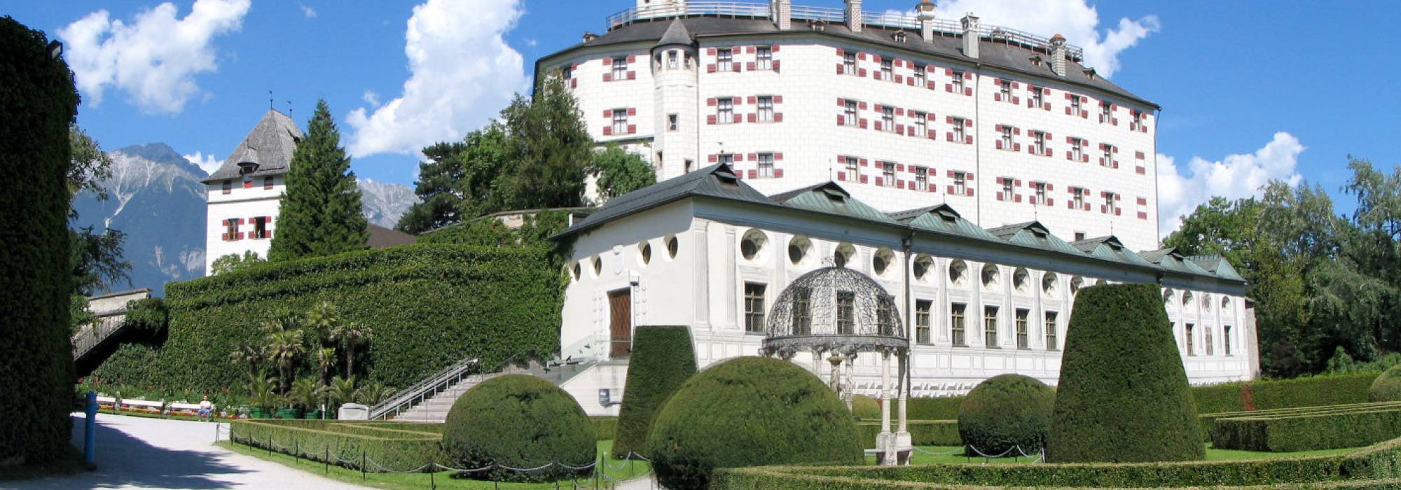 https://mdw-travel-data-us-east-1.s3.amazonaws.com/img/country/Austria/Ambras-Castle/img_04.jpg