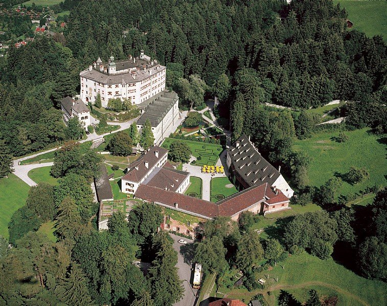 https://mdw-travel-data-us-east-1.s3.amazonaws.com/img/country/Austria/Ambras-Castle/img_05.jpg