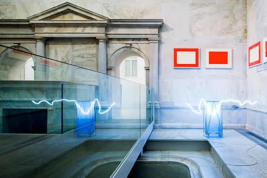 https://mdw-travel-data-us-east-1.s3.amazonaws.com/img/country/Austria/Arnulf-Rainer-Museum/img_02.jpg