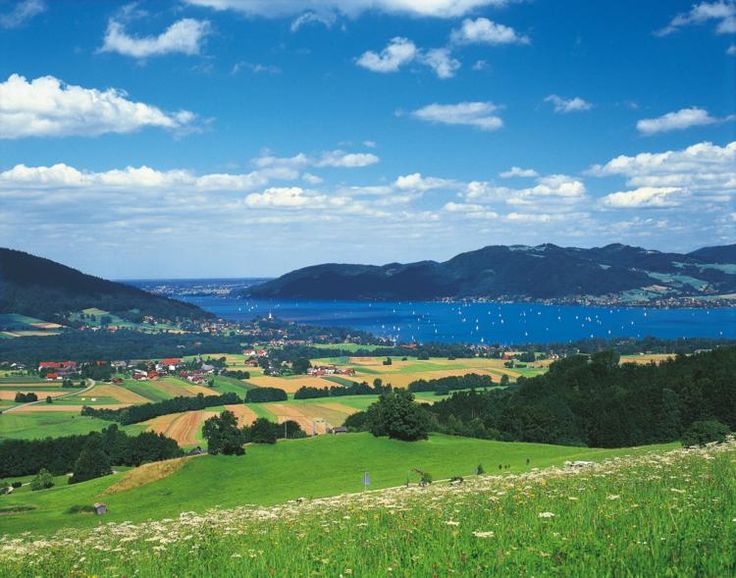 https://mdw-travel-data-us-east-1.s3.amazonaws.com/img/country/Austria/Attersee/img_02.jpg