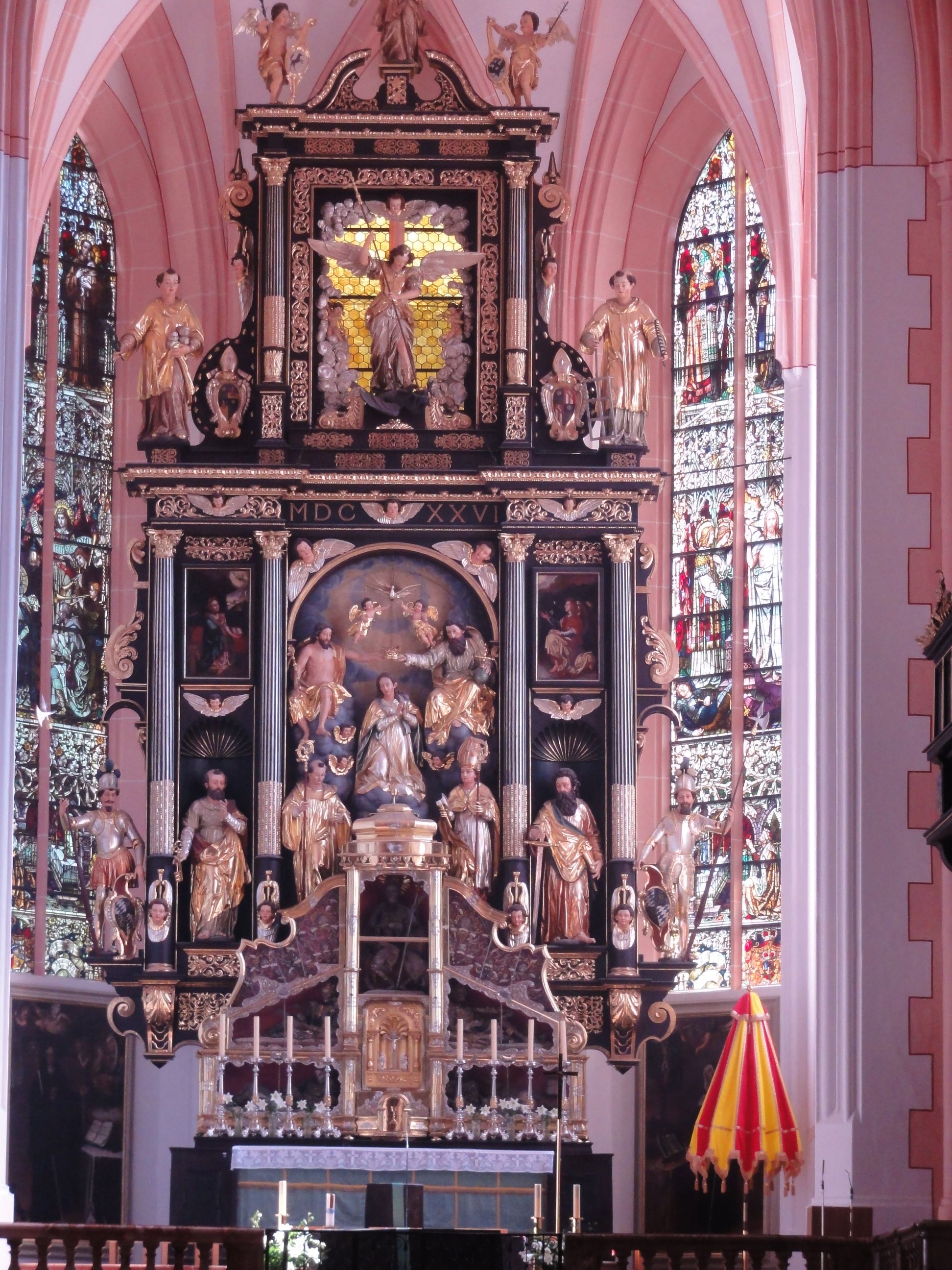 https://mdw-travel-data-us-east-1.s3.amazonaws.com/img/country/Austria/Basilica-of-St-Michael/img_03.jpg