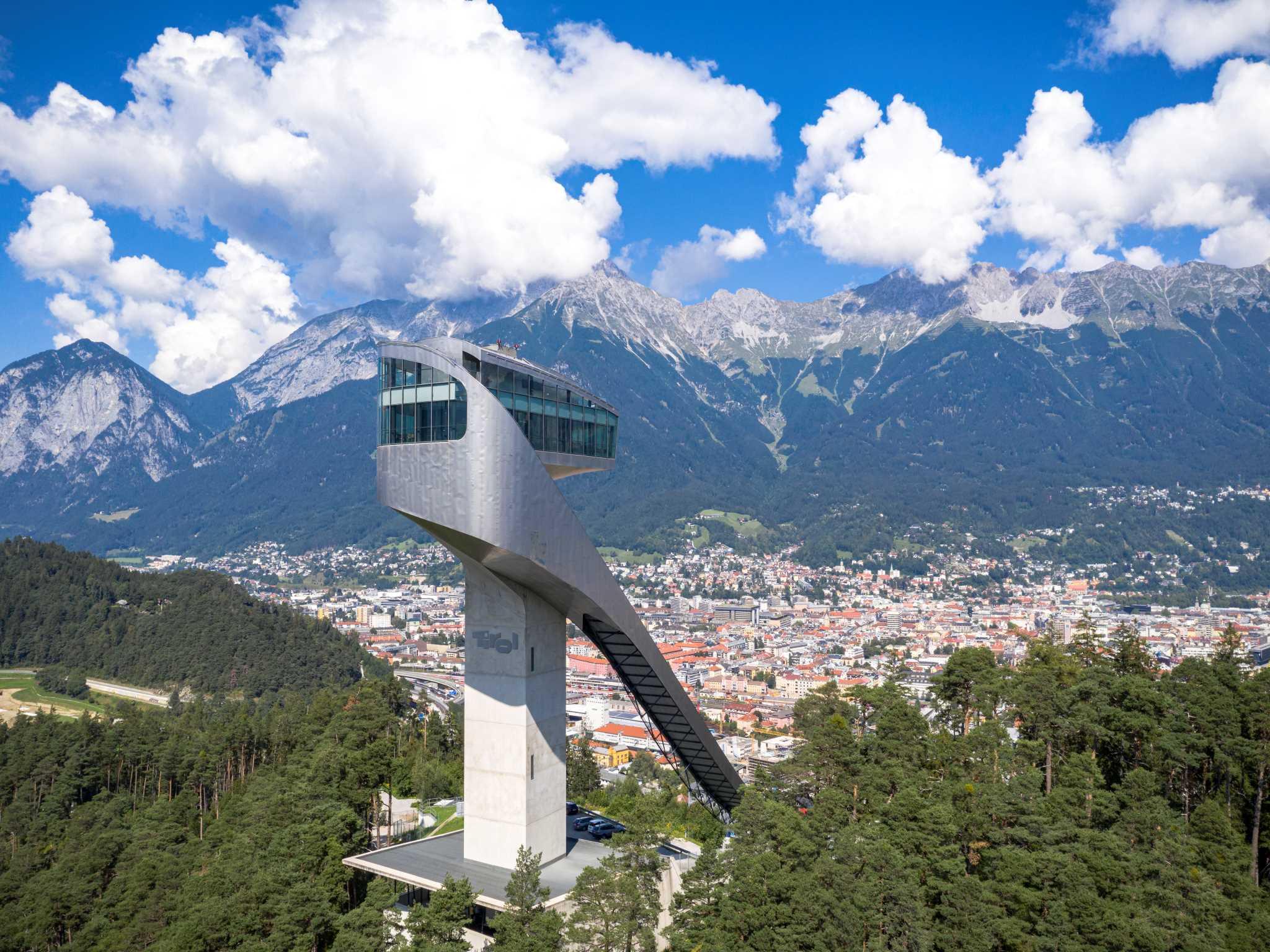 https://mdw-travel-data-us-east-1.s3.amazonaws.com/img/country/Austria/Bergisel-Ski-Jump/img_04.jpg