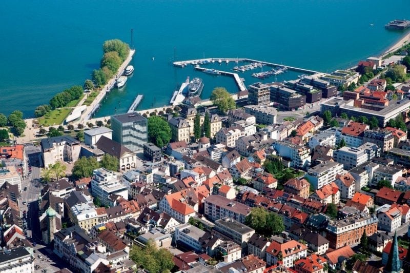 https://mdw-travel-data-us-east-1.s3.amazonaws.com/img/country/Austria/Bregenz-City-Library/img_01.jpg