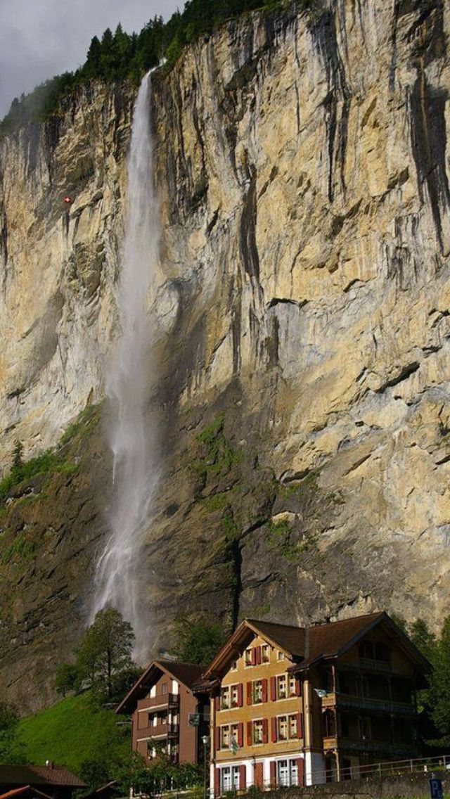 https://mdw-travel-data-us-east-1.s3.amazonaws.com/img/country/Austria/Bucheben-Waterfall/img_01.jpg