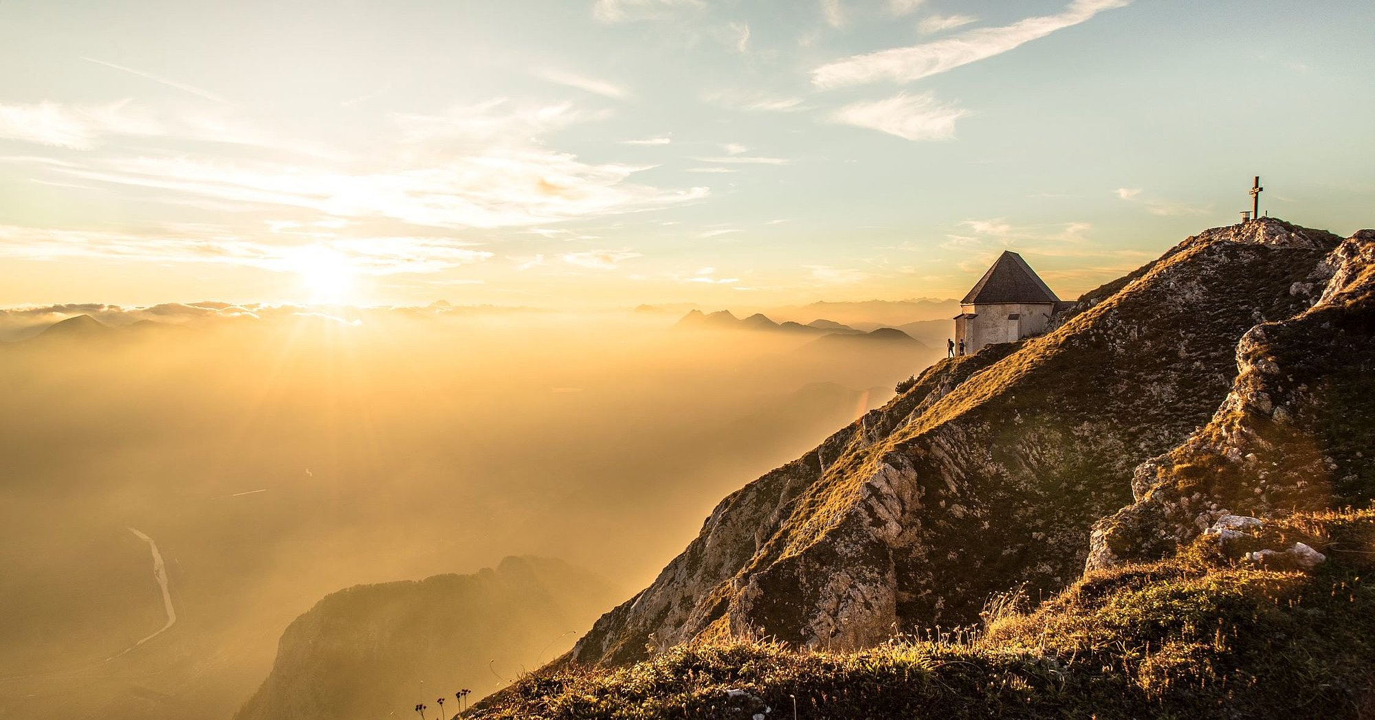 https://mdw-travel-data-us-east-1.s3.amazonaws.com/img/country/Austria/Dobratsch-Nature-Park/img_01.jpg
