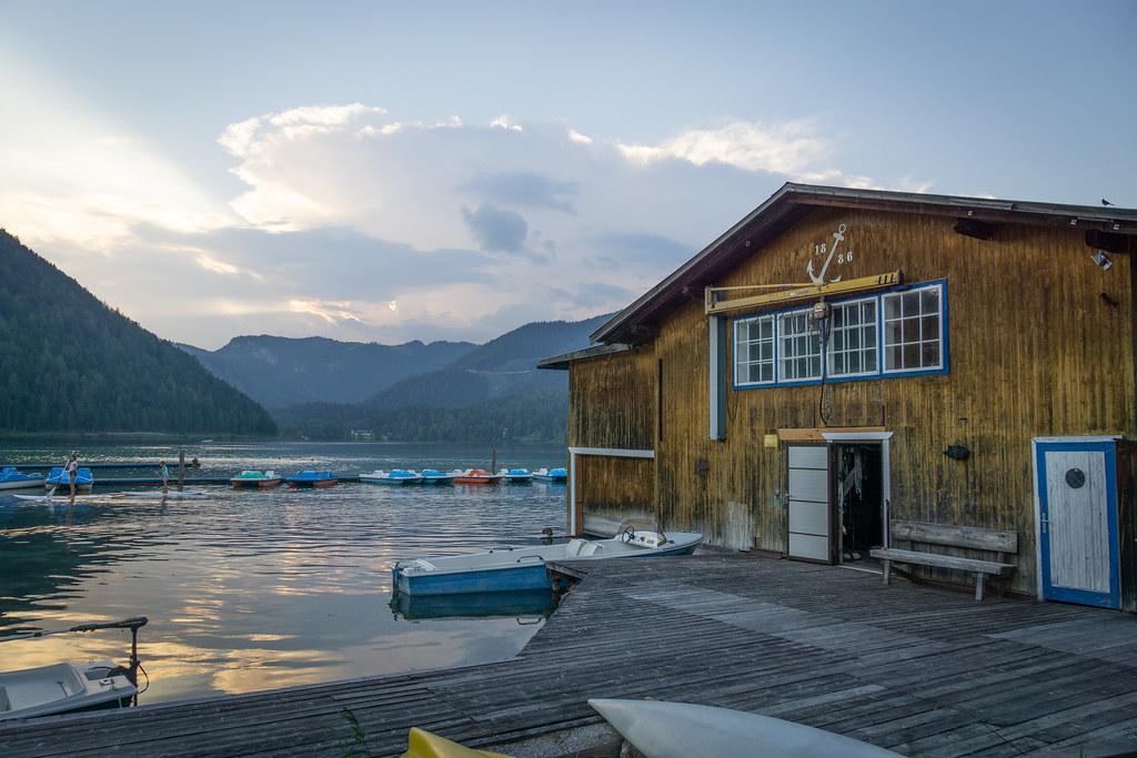 https://mdw-travel-data-us-east-1.s3.amazonaws.com/img/country/Austria/Erlaufsee/img_04.jpg