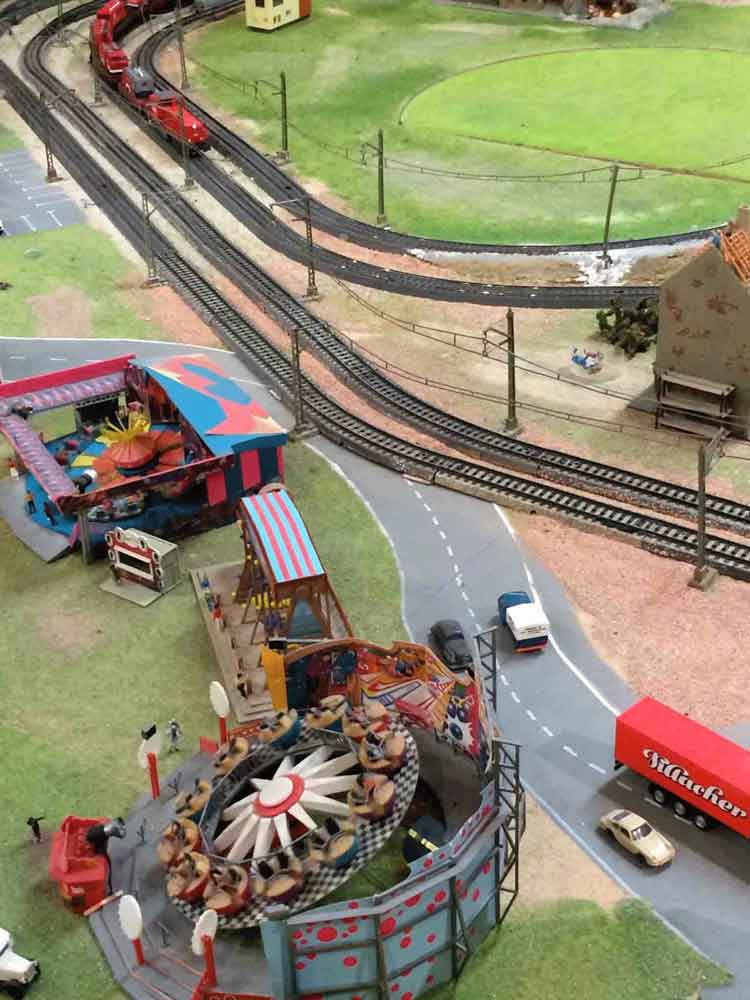 https://mdw-travel-data-us-east-1.s3.amazonaws.com/img/country/Austria/Erlebniswelt-Eisenbahn/img_02.jpg