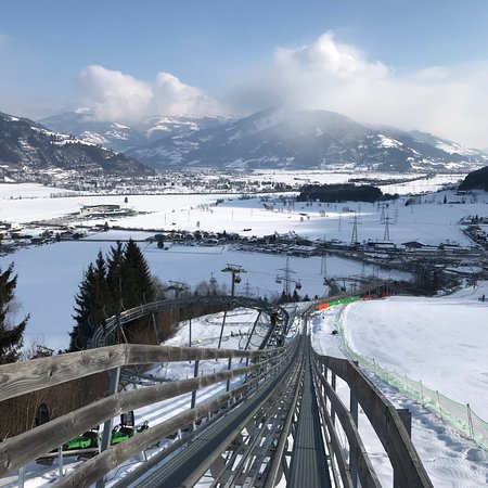 https://mdw-travel-data-us-east-1.s3.amazonaws.com/img/country/Austria/Familienberg-Maiskogel/img_03.jpg