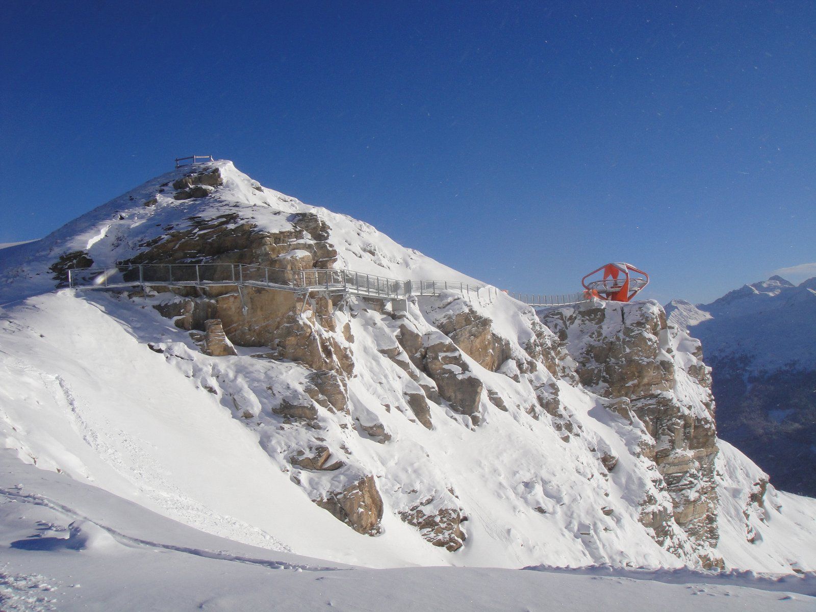 https://mdw-travel-data-us-east-1.s3.amazonaws.com/img/country/Austria/Felsenweg-bei-Bad-Gastein/img_02.jpg