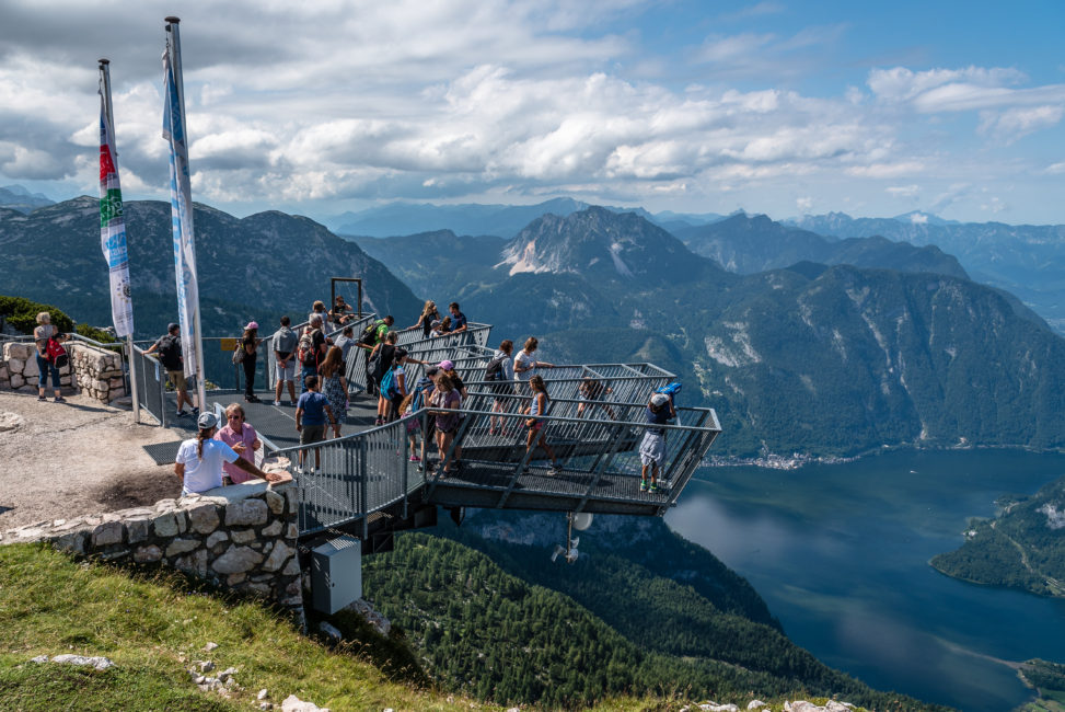 https://mdw-travel-data-us-east-1.s3.amazonaws.com/img/country/Austria/Five-Fingers/img_00.jpg