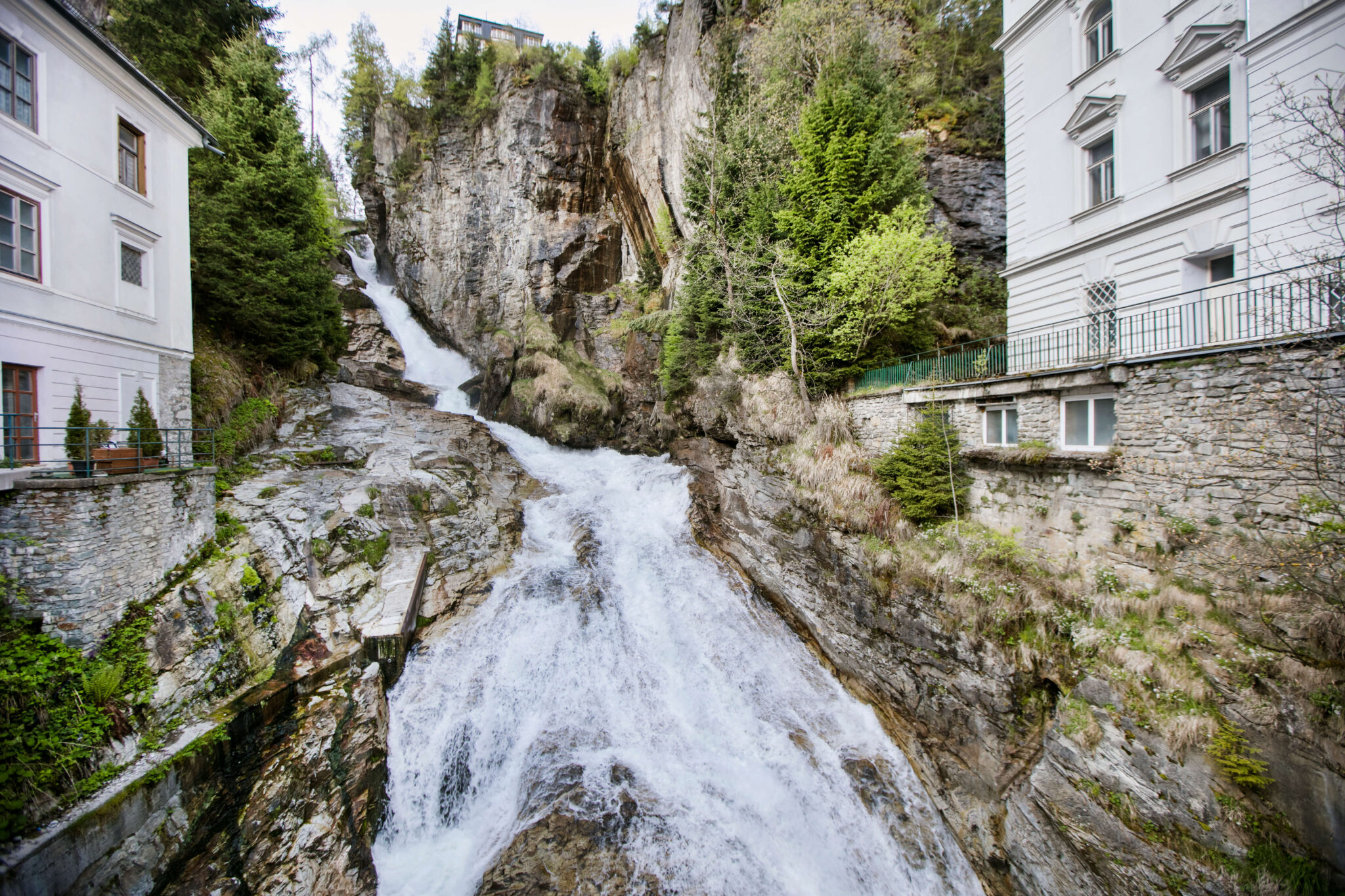 https://mdw-travel-data-us-east-1.s3.amazonaws.com/img/country/Austria/Gasteiner-Heilstollen/img_02.jpg