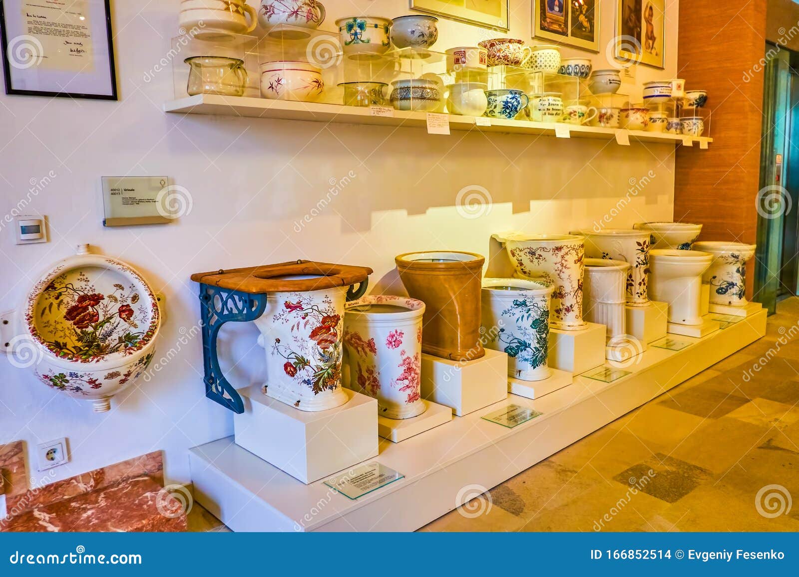 https://mdw-travel-data-us-east-1.s3.amazonaws.com/img/country/Austria/Gmunden-Ceramic-Museum/img_03.jpg