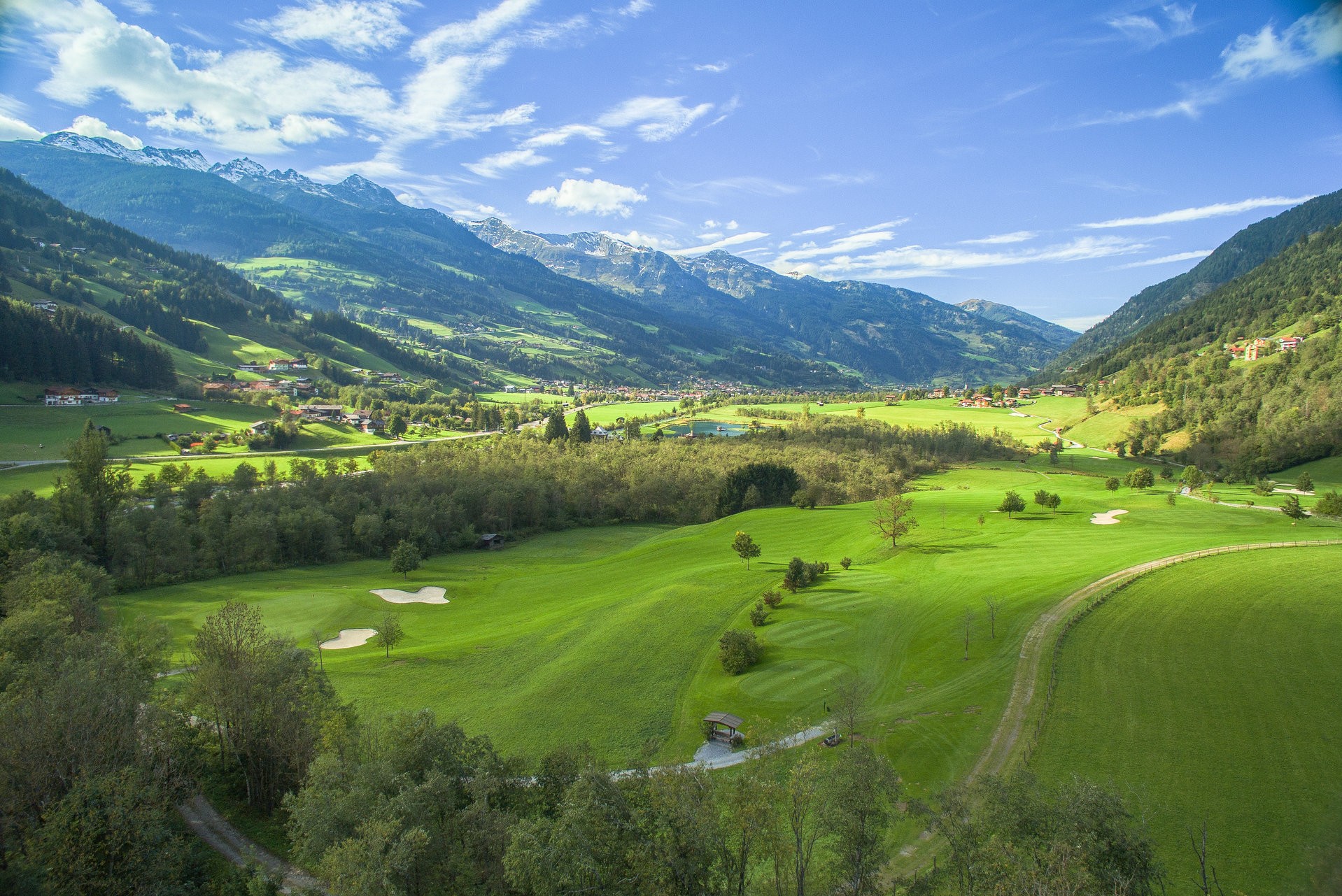 https://mdw-travel-data-us-east-1.s3.amazonaws.com/img/country/Austria/Golf-Club-Gastein/img_02.jpg