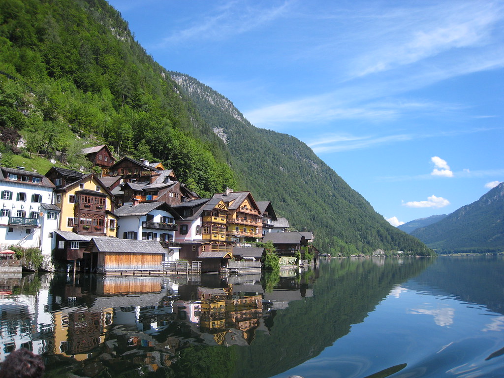 https://mdw-travel-data-us-east-1.s3.amazonaws.com/img/country/Austria/Hallstatt-Dachstein/Salzkammergut-Cultural-Landscape/img_02.jpg