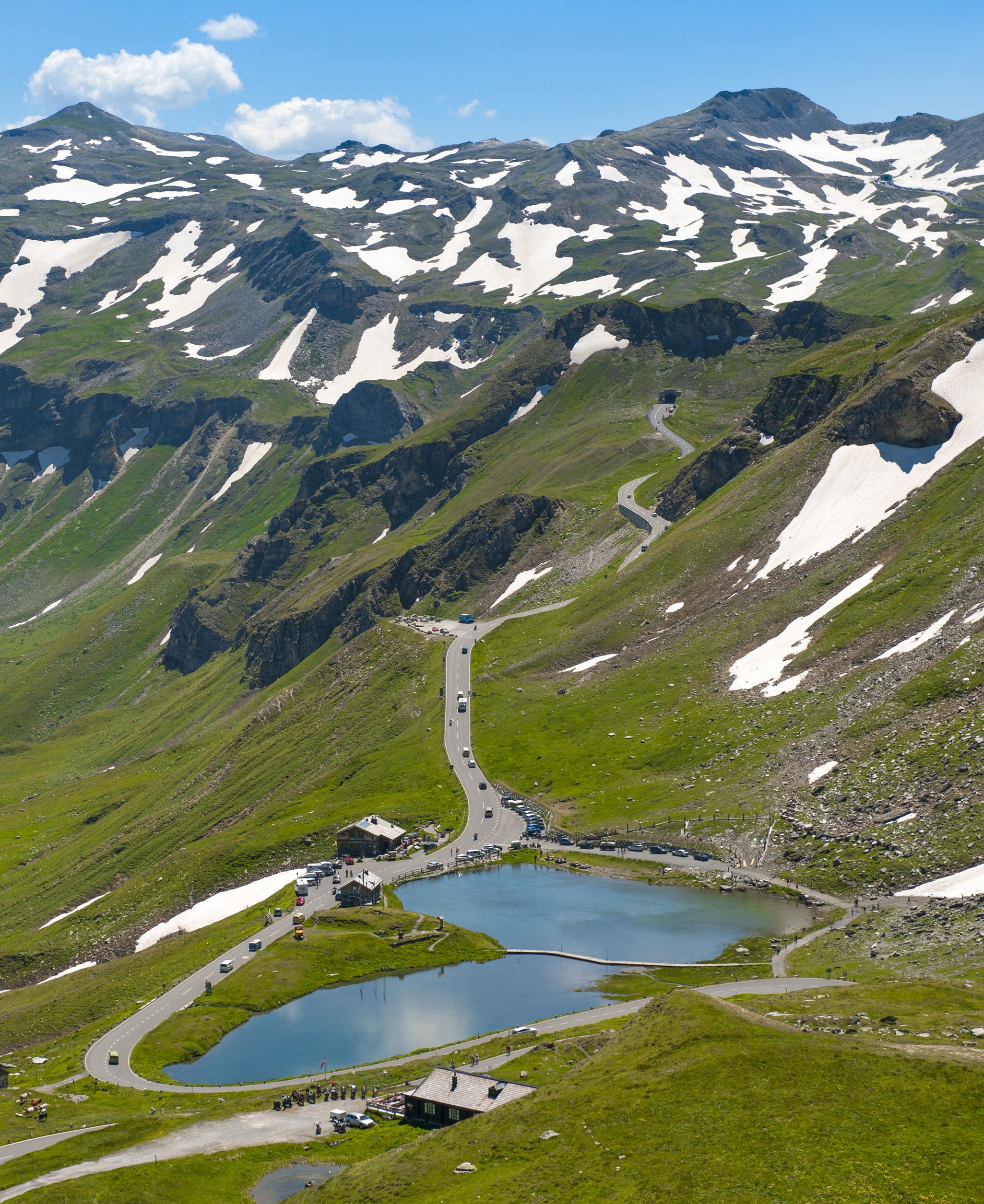 https://mdw-travel-data-us-east-1.s3.amazonaws.com/img/country/Austria/Heiligenblut/Grossglockner/img_01.jpg