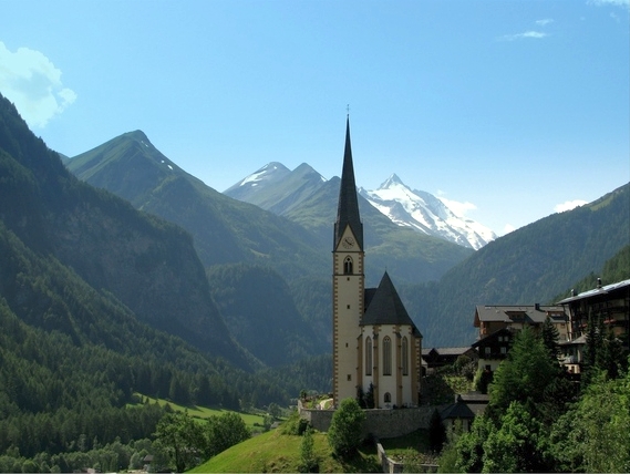 https://mdw-travel-data-us-east-1.s3.amazonaws.com/img/country/Austria/Heiligenblut/Grossglockner/img_04.jpg