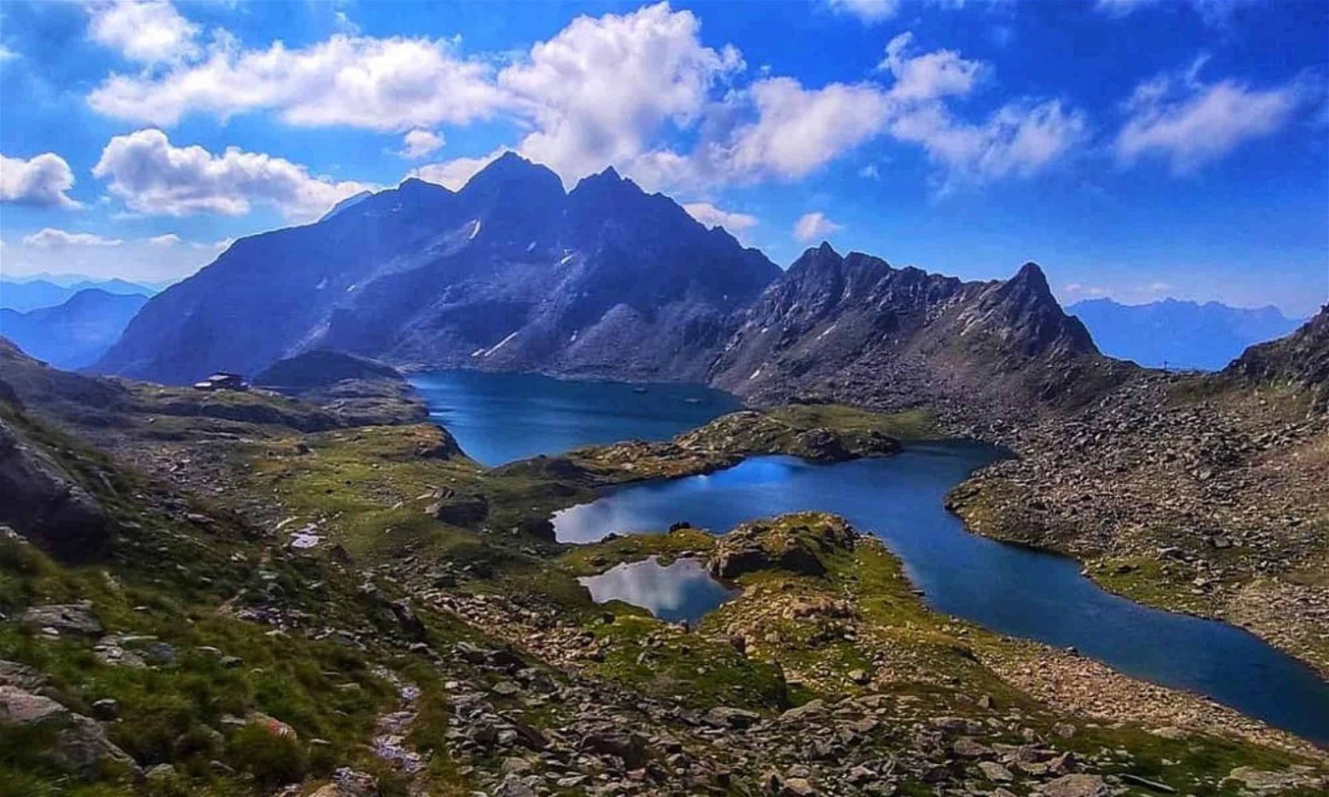 https://mdw-travel-data-us-east-1.s3.amazonaws.com/img/country/Austria/Hohe-Tauern-National-Park/img_01.jpg