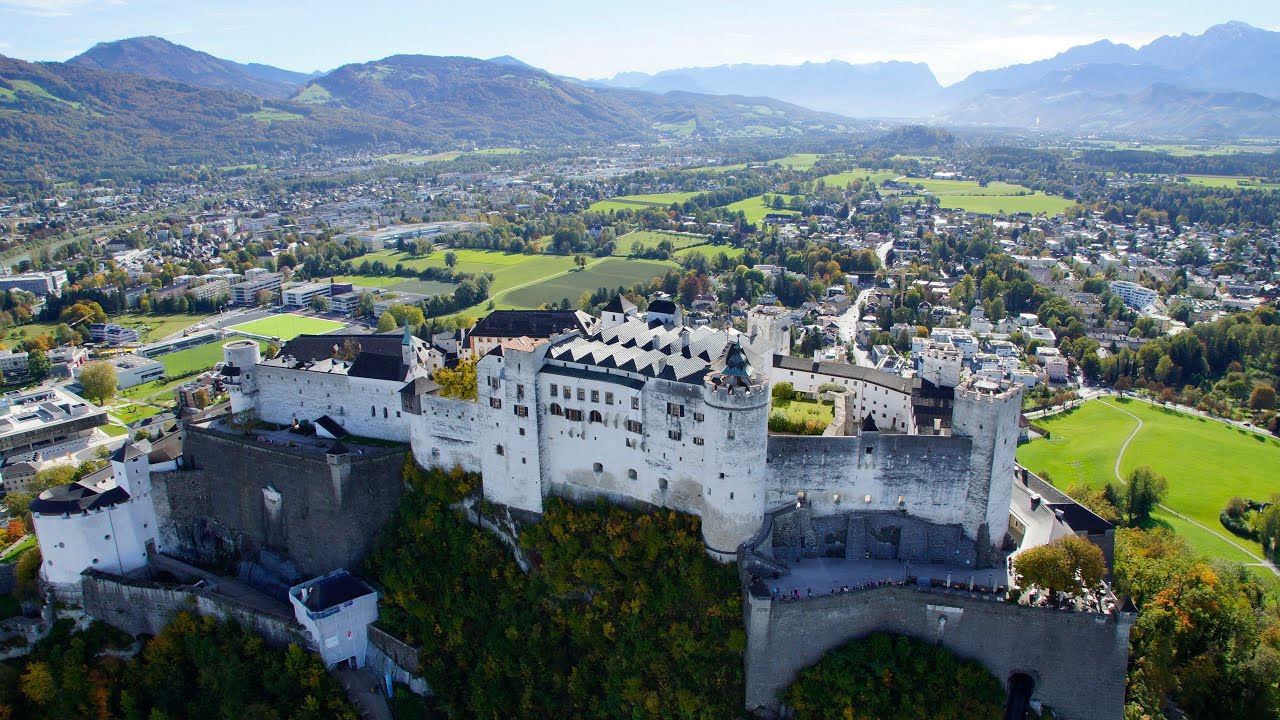 https://mdw-travel-data-us-east-1.s3.amazonaws.com/img/country/Austria/Hohensalzburg-Fortress/img_03.jpg