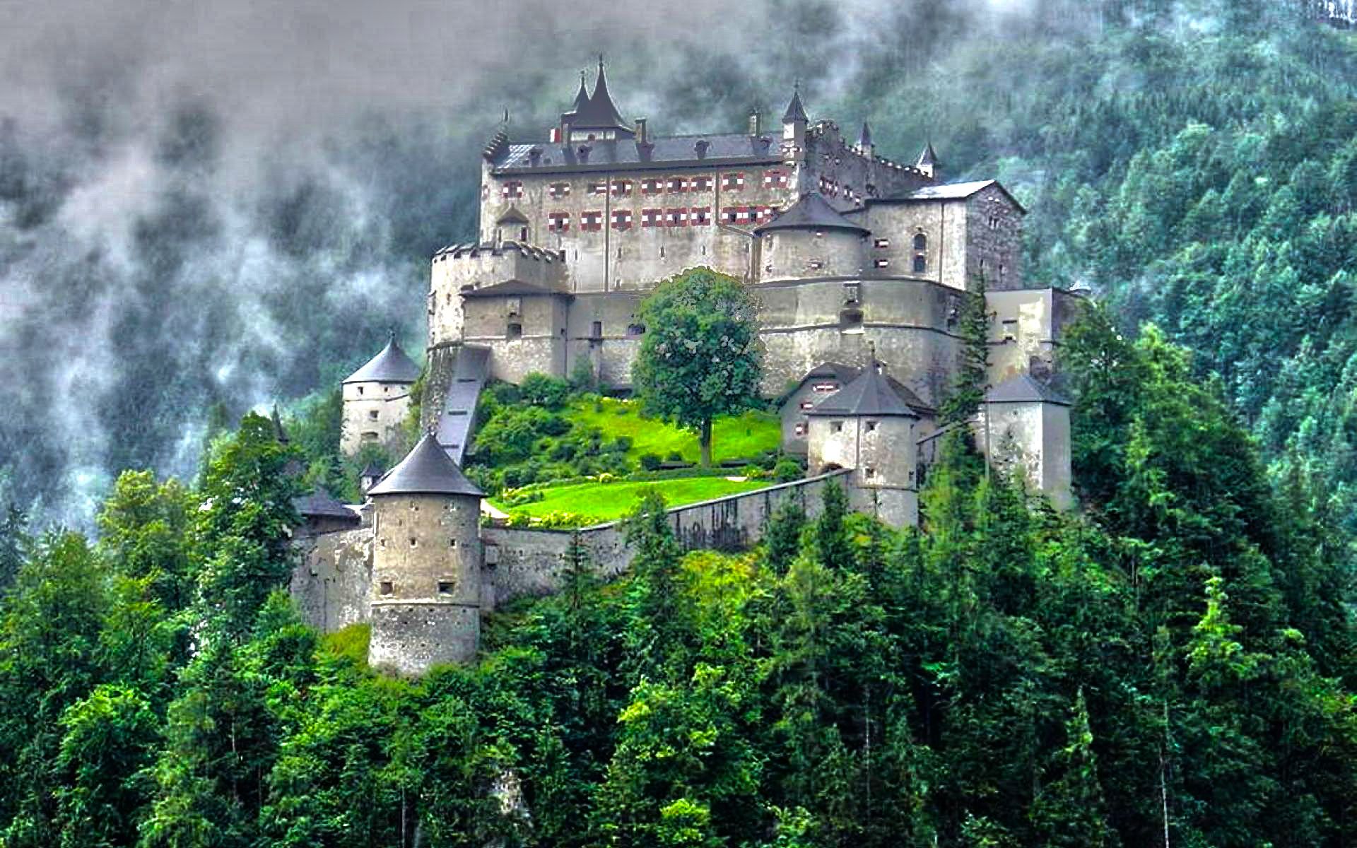 https://mdw-travel-data-us-east-1.s3.amazonaws.com/img/country/Austria/Hohenwerfen-Castle/img_04.jpg