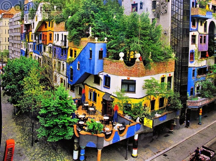 https://mdw-travel-data-us-east-1.s3.amazonaws.com/img/country/Austria/Hundertwasser-House/img_02.jpg
