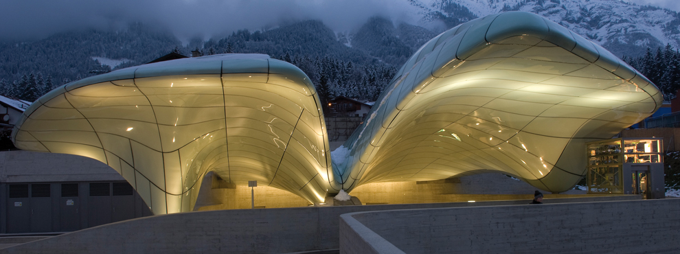 https://mdw-travel-data-us-east-1.s3.amazonaws.com/img/country/Austria/Hungerburg-Funicular/img_01.jpg