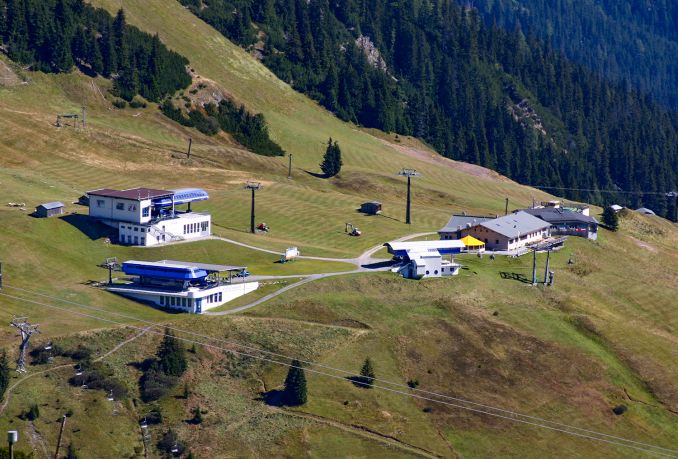 https://mdw-travel-data-us-east-1.s3.amazonaws.com/img/country/Austria/Kapallbahn/img_00.jpg