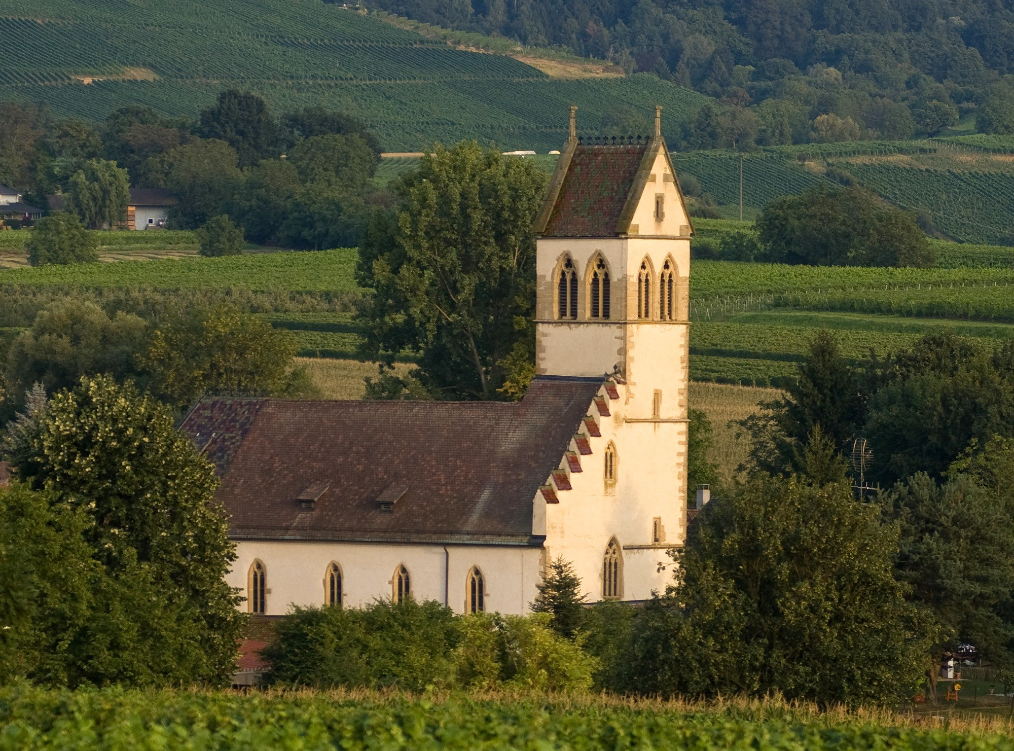 https://mdw-travel-data-us-east-1.s3.amazonaws.com/img/country/Austria/Katholische-Kirche-St-Aegidius/img_01.jpg