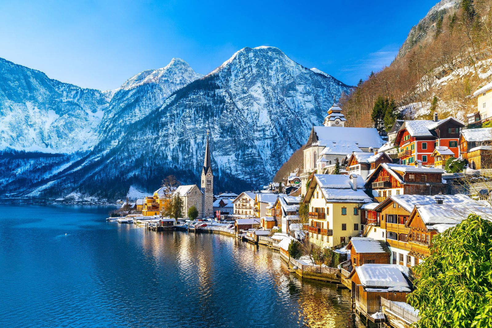 https://mdw-travel-data-us-east-1.s3.amazonaws.com/img/country/Austria/Kitzbuhel/img_01.jpg
