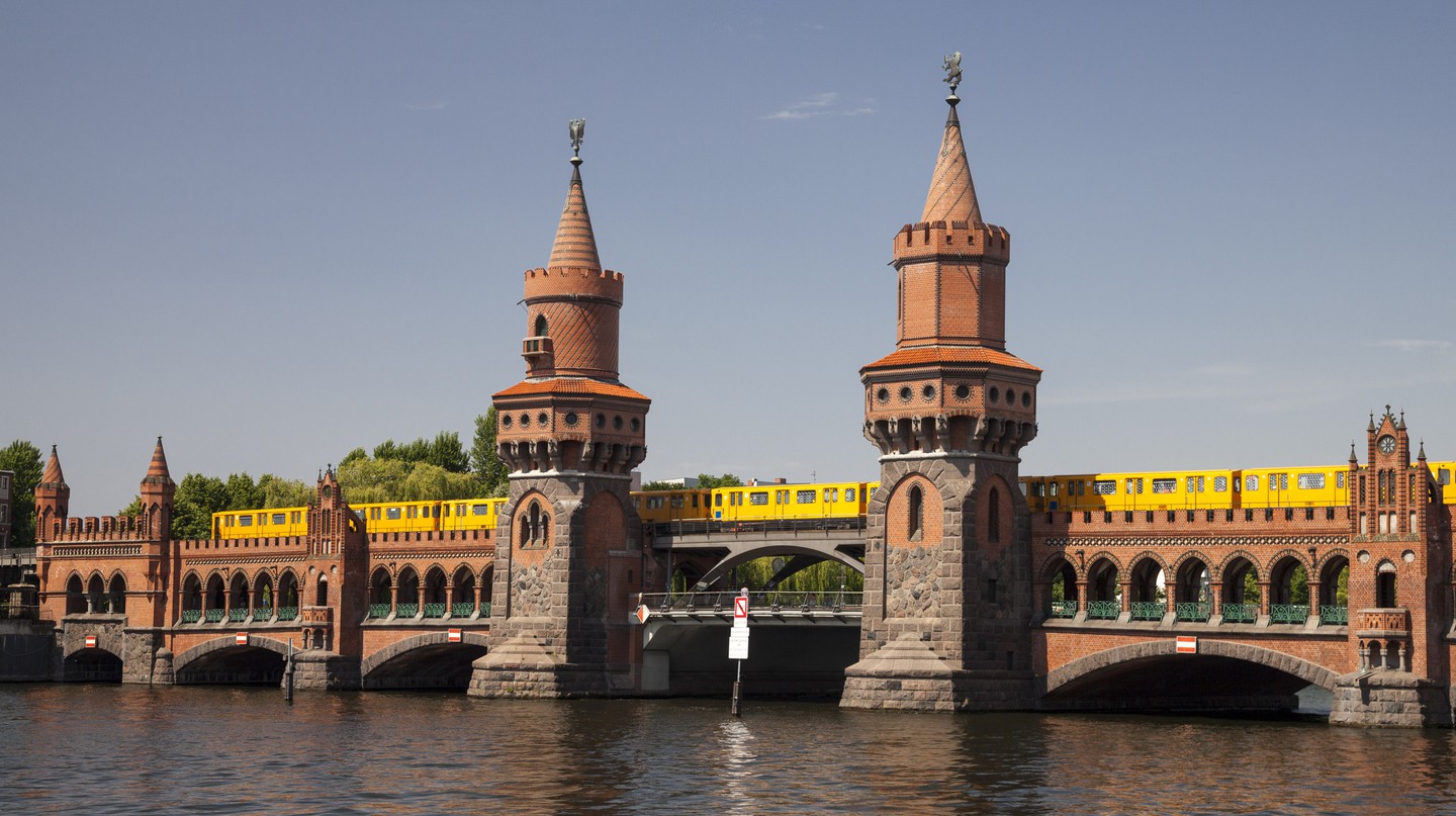 https://mdw-travel-data-us-east-1.s3.amazonaws.com/img/country/Austria/Kreuzberg/img_01.jpg