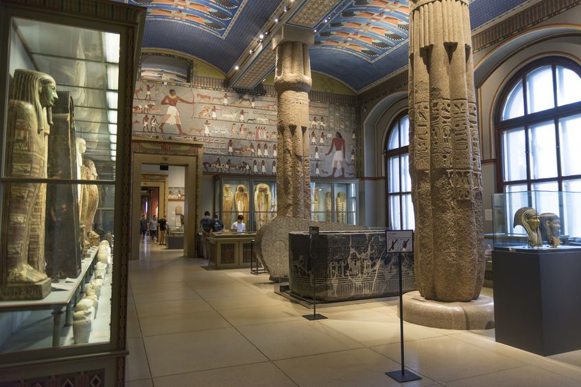 https://mdw-travel-data-us-east-1.s3.amazonaws.com/img/country/Austria/Kunsthistorisches-Museum/img_02.jpg