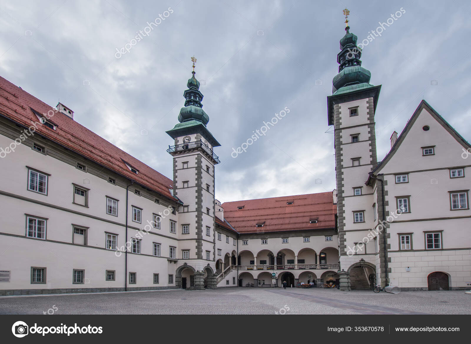 https://mdw-travel-data-us-east-1.s3.amazonaws.com/img/country/Austria/Landhaus-Klagenfurt/img_02.jpg