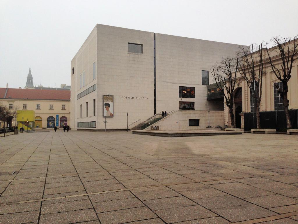 https://mdw-travel-data-us-east-1.s3.amazonaws.com/img/country/Austria/Leopold-Museum/img_04.jpg