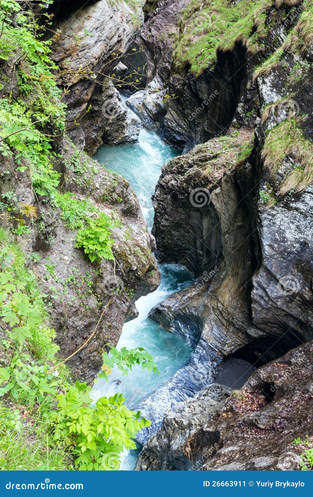 https://mdw-travel-data-us-east-1.s3.amazonaws.com/img/country/Austria/Liechtensteinklamm-Gorge/img_03.jpg