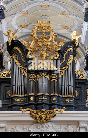 https://mdw-travel-data-us-east-1.s3.amazonaws.com/img/country/Austria/Lilienfeld-Abbey/img_04.jpg