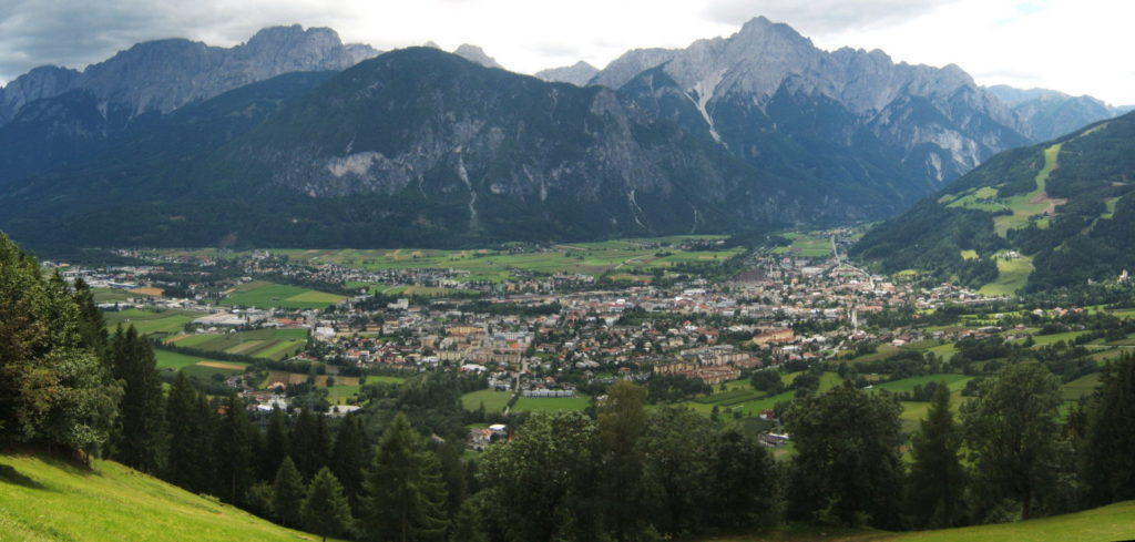 https://mdw-travel-data-us-east-1.s3.amazonaws.com/img/country/Austria/Lipizzanerheimat/img_02.jpg