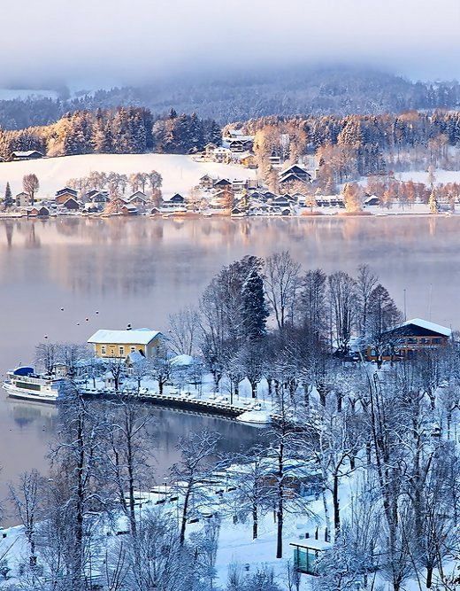https://mdw-travel-data-us-east-1.s3.amazonaws.com/img/country/Austria/Mondsee/img_02.jpg