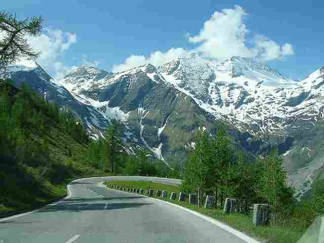 https://mdw-travel-data-us-east-1.s3.amazonaws.com/img/country/Austria/Mount-Postlingberg/img_02.jpg