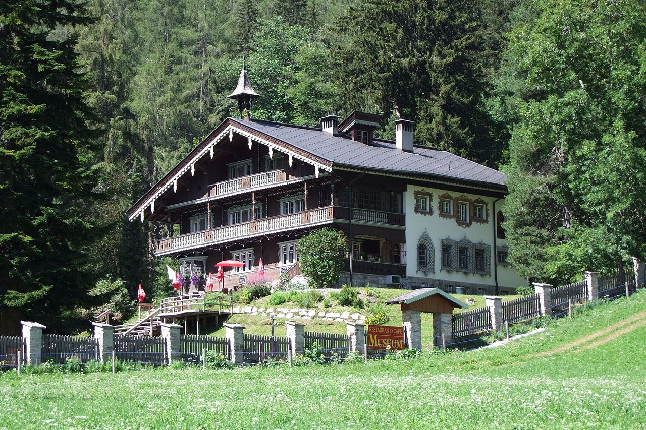 https://mdw-travel-data-us-east-1.s3.amazonaws.com/img/country/Austria/Museum-Museum-St-Anton-am-Arlberg/img_03.jpg