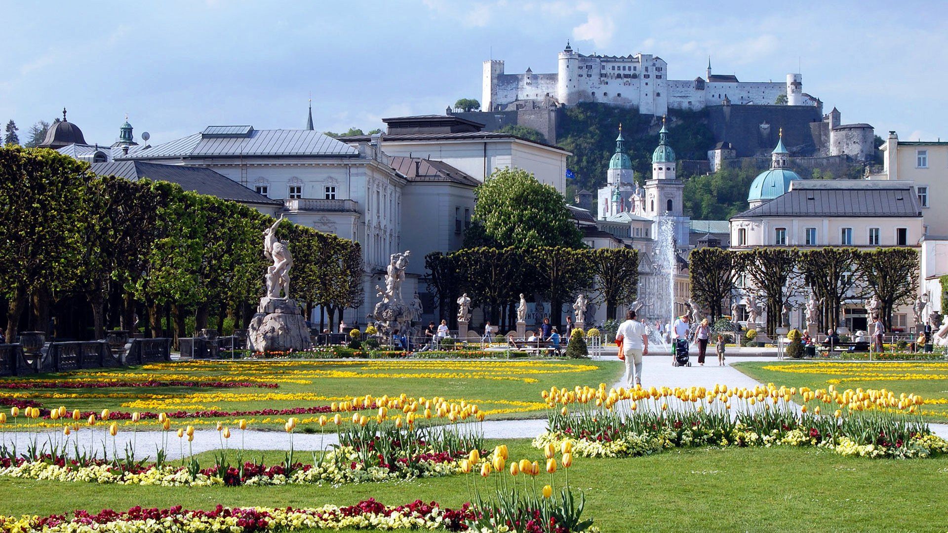 https://mdw-travel-data-us-east-1.s3.amazonaws.com/img/country/Austria/Muttereralm/img_04.jpg