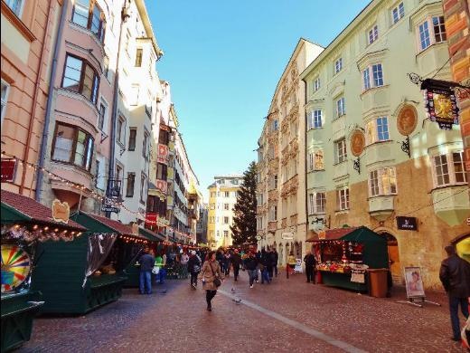 https://mdw-travel-data-us-east-1.s3.amazonaws.com/img/country/Austria/Old-Town--Altstadt-/img_02.jpg