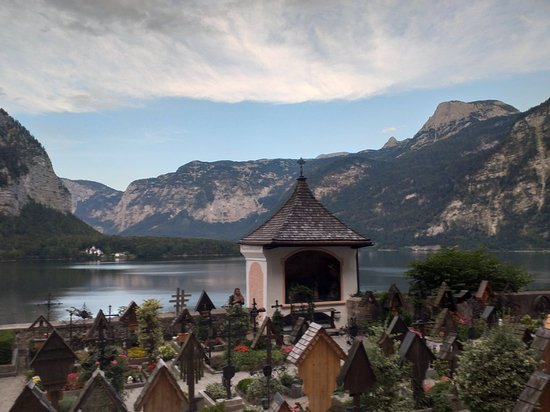 https://mdw-travel-data-us-east-1.s3.amazonaws.com/img/country/Austria/Parish-of-the-Assumption/img_03.jpg